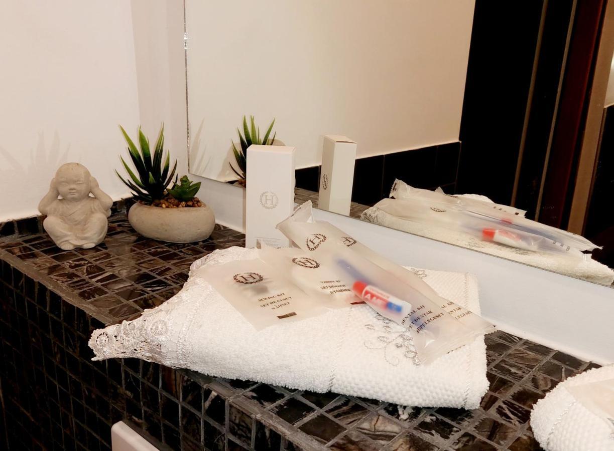 Ferienwohnung La Fluturi Apartament Suceava Exterior foto